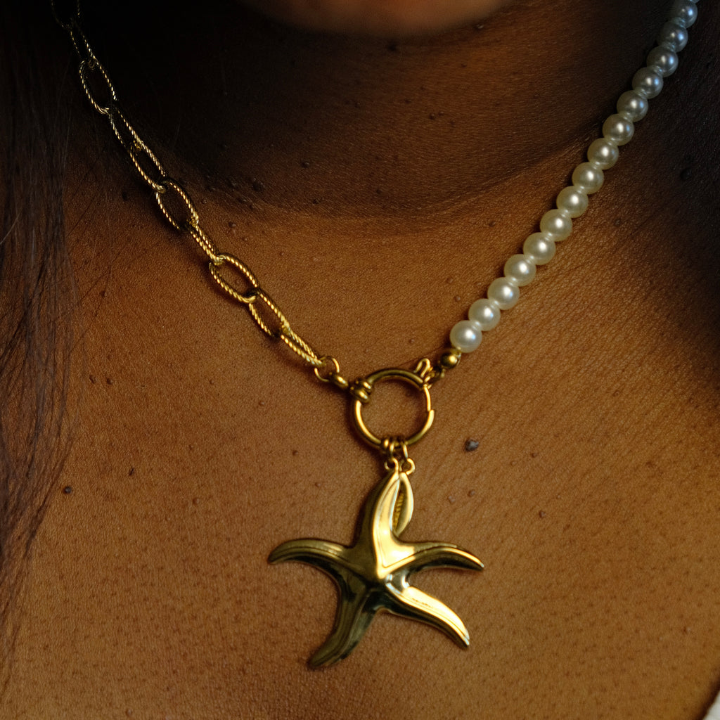 Collier Blair