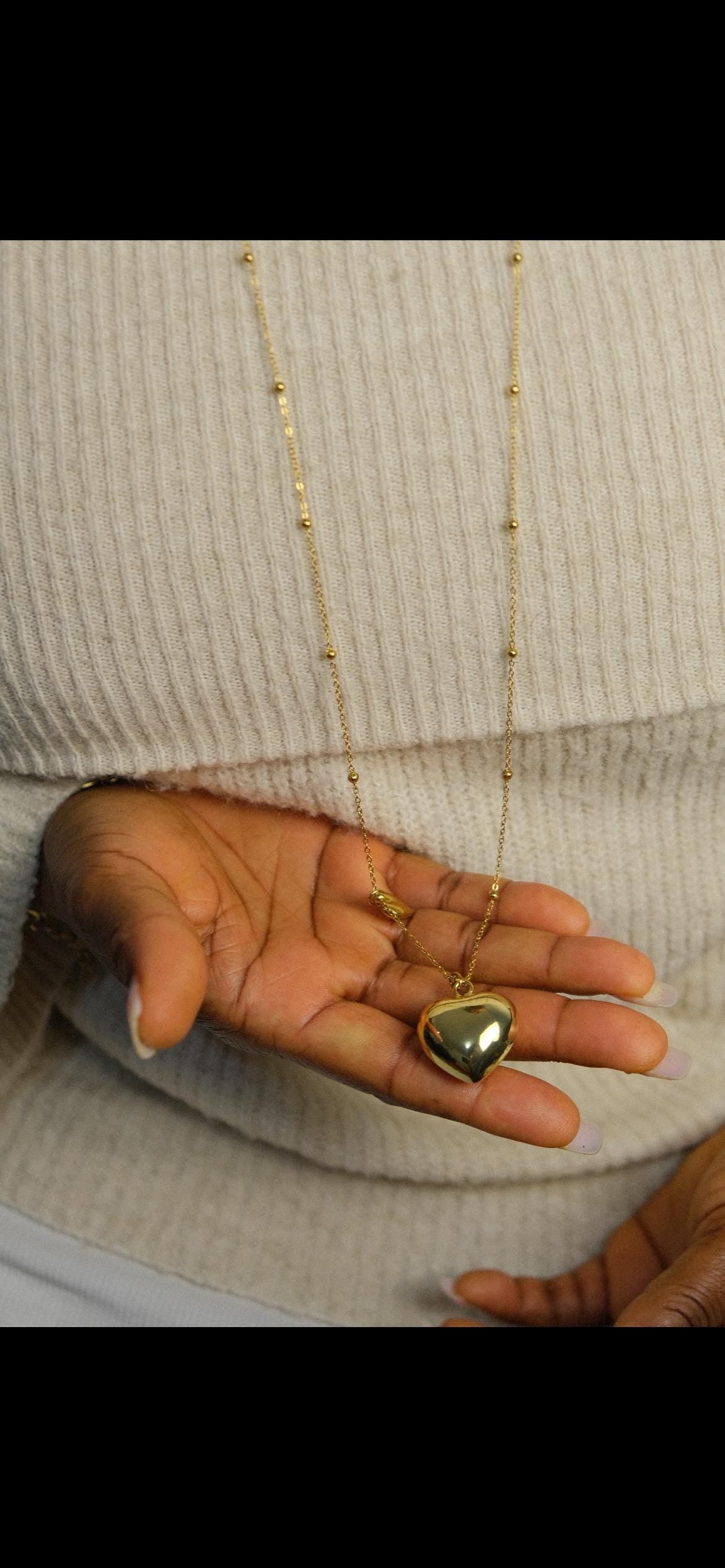 Elia Necklace